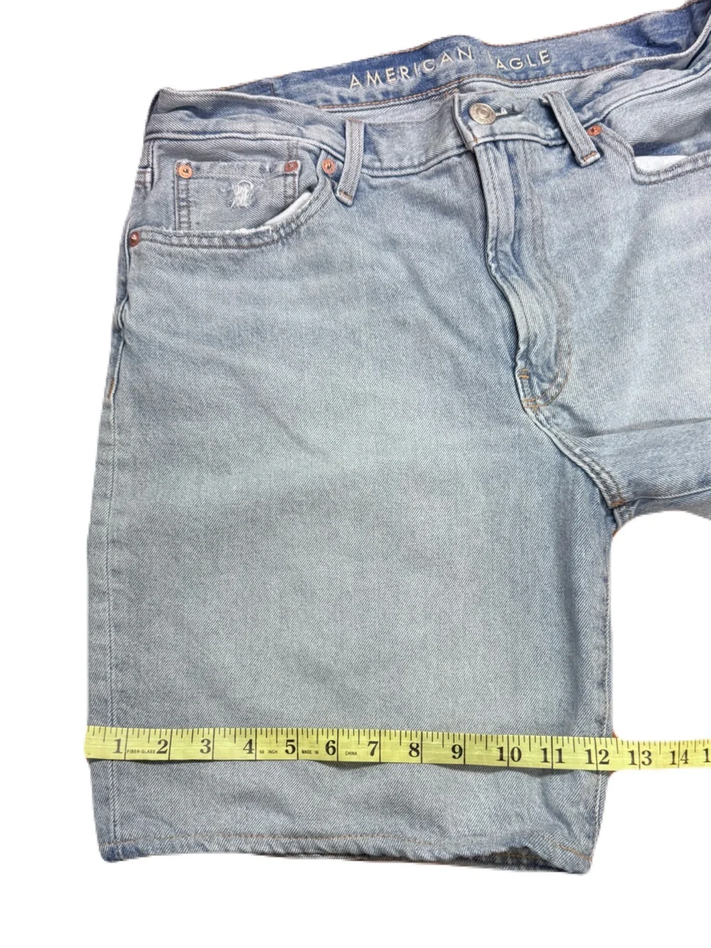 American Eagle Loose Jean Shorts Light Wash Distressed Denim Size 33 - Picture 16 of 16